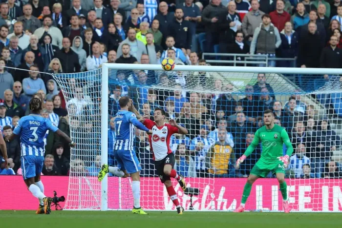 Framed Print : Brighton & Hove Albion's Glenn Murray Scores Dramatic Equalizer Against Southampton (29OCT17) Framed Print : Brighton & Hove Albion's Glenn Murray Scores Dramatic Equalizer Against Southampton (29OCT17)