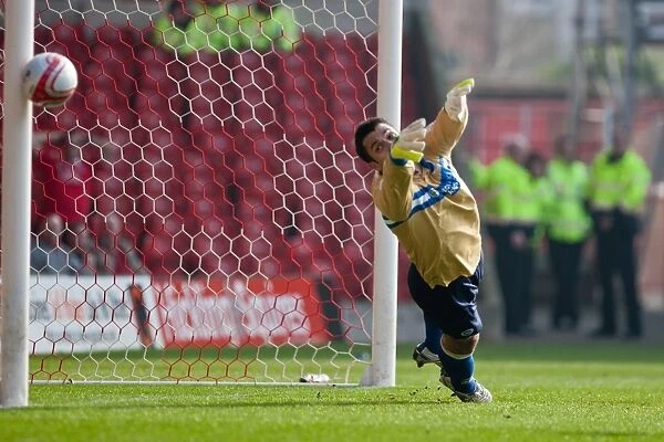 Brighton & Hove Albion's Peter Brezovan in Action Against Nottingham Forest (Mar 2012)