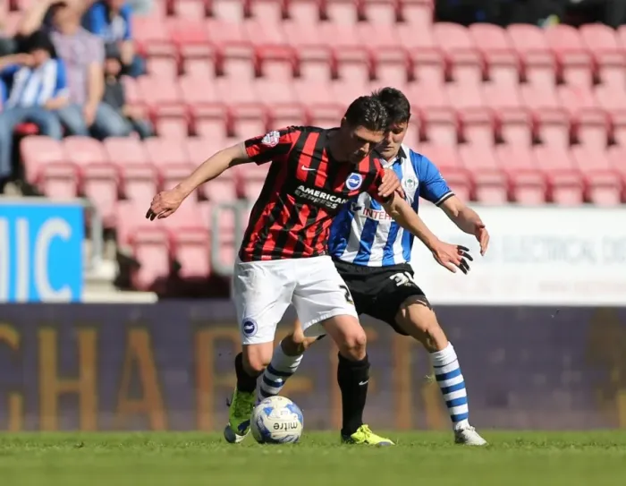 Framed Print : Brighton's Danny Holla in Action against Wigan Athletic during Sky Bet Championship Clash (18APR15) Framed Print : Brighton's Danny Holla in Action against Wigan Athletic during Sky Bet Championship Clash (18APR15)