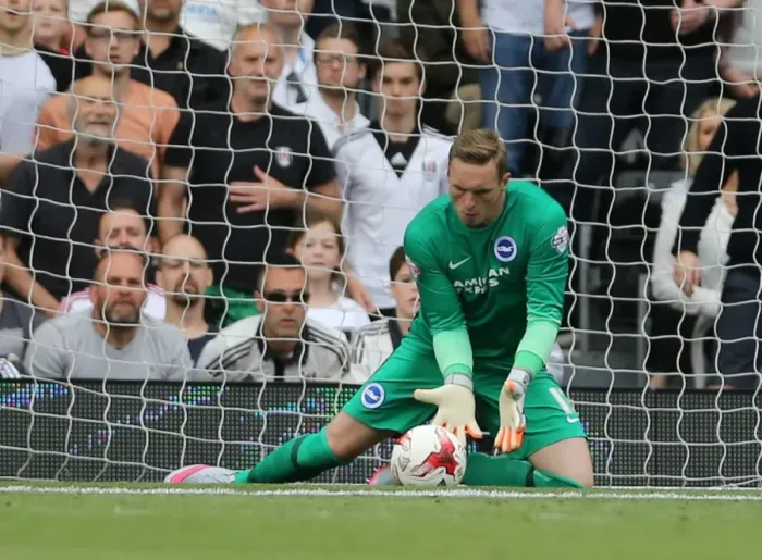 Framed Print : Brighton's David Stockdale Saves in Fulham Championship Clash, August 2015 Framed Print : Brighton's David Stockdale Saves in Fulham Championship Clash, August 2015