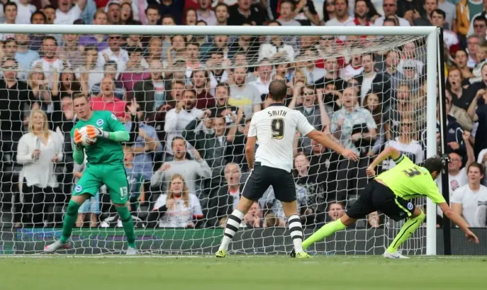 Framed Print : Brighton's David Stockdale Saves: Fulham vs. Brighton & Hove Albion, Sky Bet Championship 2015 Framed Print : Brighton's David Stockdale Saves: Fulham vs. Brighton & Hove Albion, Sky Bet Championship 2015