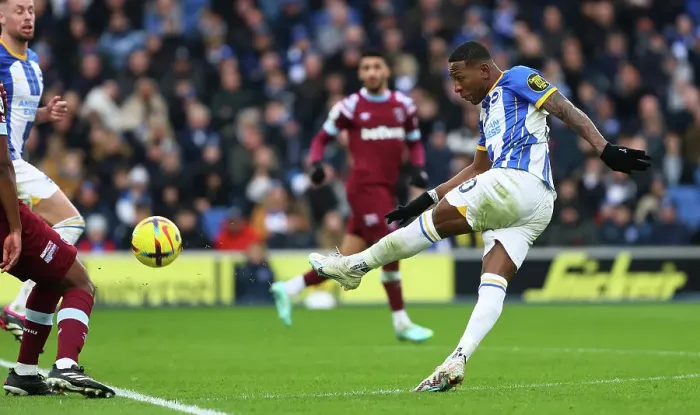Framed Print : Brighton's Estupinan Scores a Stunning Volley Against West Ham in Premier League Clash (04MAR23) Framed Print : Brighton's Estupinan Scores a Stunning Volley Against West Ham in Premier League Clash (04MAR23)