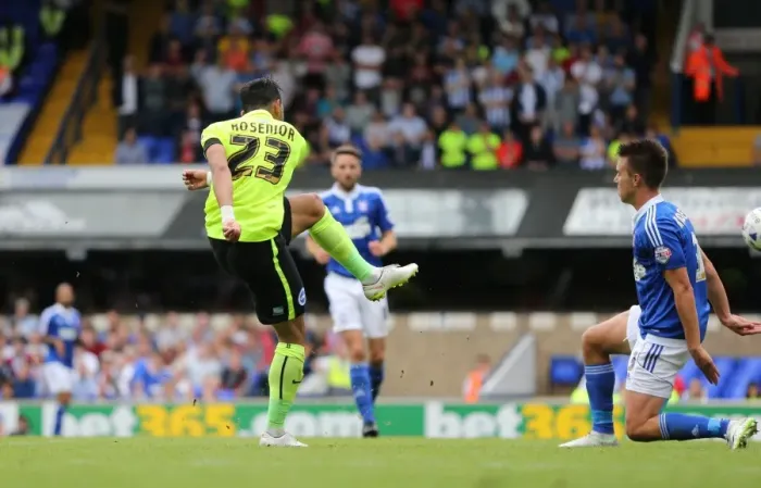 Framed Print : Brighton's Liam Rosenior Crosses Against Ipswich Town in Championship Clash (August 2015) Framed Print : Brighton's Liam Rosenior Crosses Against Ipswich Town in Championship Clash (August 2015)