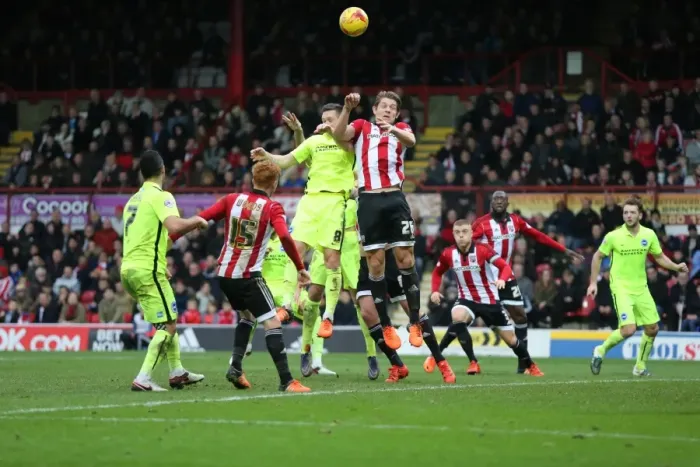 Framed Print : Championship Showdown: Brentford vs. Brighton & Hove Albion at Griffin Park (26DEC15) Framed Print : Championship Showdown: Brentford vs. Brighton & Hove Albion at Griffin Park (26DEC15)