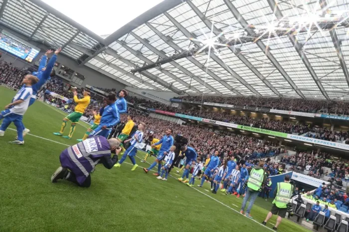 Framed Print : Championship Showdown: Brighton & Hove Albion vs. Norwich City (29Oct16) - American Express Community Stadium Framed Print : Championship Showdown: Brighton & Hove Albion vs. Norwich City (29Oct16) - American Express Community Stadium