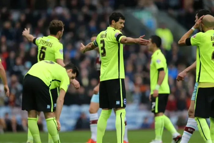 Framed Print : Championship Showdown: Burnley vs. Brighton & Hove Albion at Turf Moor (Nov 2015)