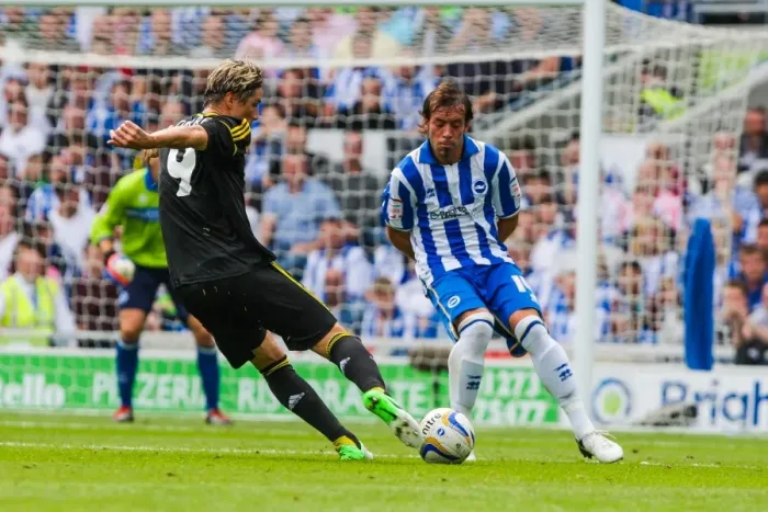 Framed Print : Chelsea vs. Brighton & Hove Albion: A Pre-Season Clash (2012-13) Framed Print : Chelsea vs. Brighton & Hove Albion: A Pre-Season Clash (2012-13)