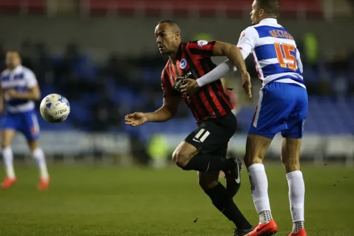 Framed Print : Chris O'Grady in Action: Reading vs. Brighton & Hove Albion, Sky Bet Championship 2015 Framed Print : Chris O'Grady in Action: Reading vs. Brighton & Hove Albion, Sky Bet Championship 2015