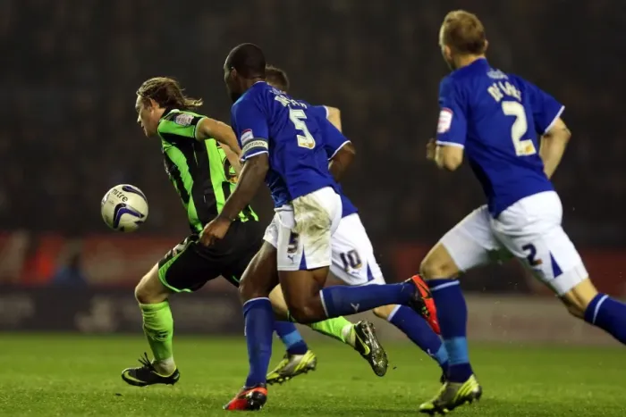 Framed Print : Clash of the Champions: Craig Mackail-Smith vs Leicester City in Npower Championship Showdown (October 2012) Framed Print : Clash of the Champions: Craig Mackail-Smith vs Leicester City in Npower Championship Showdown (October 2012)