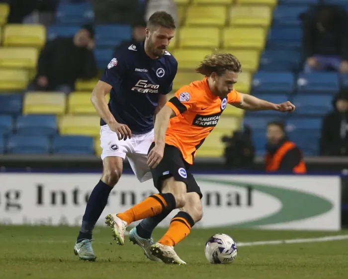 Framed Print : Craig Mackail-Smith in Action: Millwall vs. Brighton and Hove Albion, Sky Bet Championship 2015