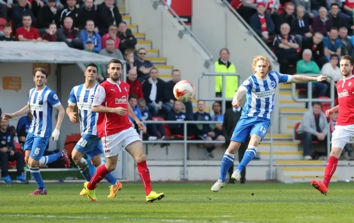 Framed Print : Craig Mackail-Smith in Action: Rotherham United vs. Brighton and Hove Albion, Sky Bet Championship, 6th April 2015