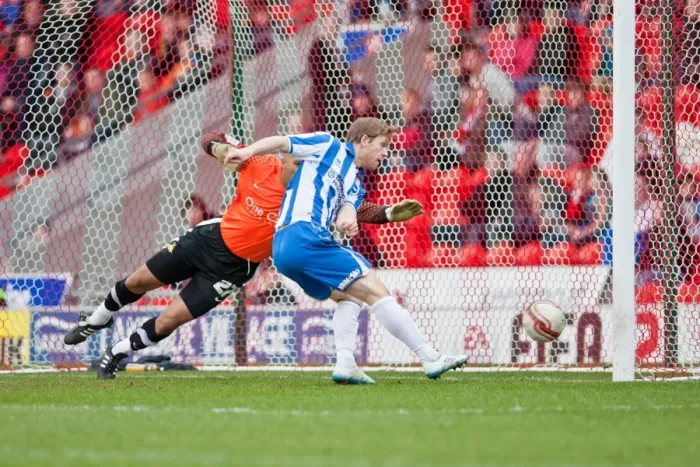 Framed Print : Craig Mackail-Smith Scores First Goal: Brighton Leads Doncaster Rovers 1-0 in 2012 Championship Match Framed Print : Craig Mackail-Smith Scores First Goal: Brighton Leads Doncaster Rovers 1-0 in 2012 Championship Match