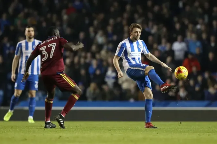 Framed Print : Dale Stephens: Central Midfielder in Action for Brighton & Hove Albion vs Ipswich Town, EFL Sky Bet Championship (14 February 2017) Framed Print : Dale Stephens: Central Midfielder in Action for Brighton & Hove Albion vs Ipswich Town, EFL Sky Bet Championship (14 February 2017)