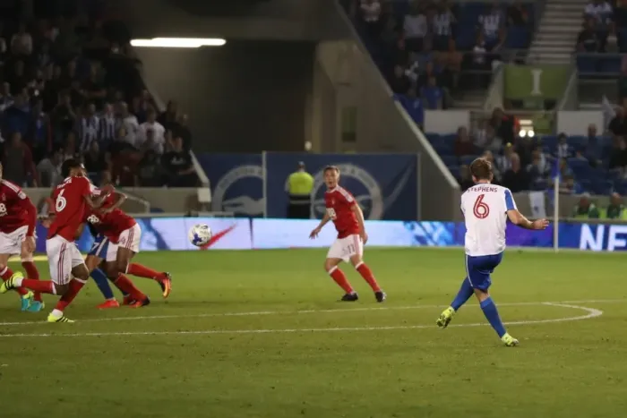 Framed Print : Dale Stephens Takes Free Kick for Brighton & Hove Albion vs. Nottingham Forest (12AUG16) Framed Print : Dale Stephens Takes Free Kick for Brighton & Hove Albion vs. Nottingham Forest (12AUG16)