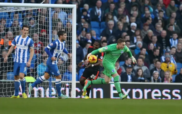 Framed Print : David Stockdale in Action: Brighton & Hove Albion vs Fulham (29NOV14) Framed Print : David Stockdale in Action: Brighton & Hove Albion vs Fulham (29NOV14)