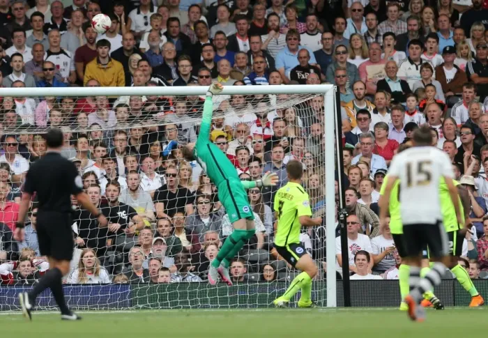 Framed Print : David Stockdale Saves Fulham Shot: Brighton Goalkeeper Tips Over Bar in Sky Bet Championship Clash (15 / 08 / 2015) Framed Print : David Stockdale Saves Fulham Shot: Brighton Goalkeeper Tips Over Bar in Sky Bet Championship Clash (15 / 08 / 2015)