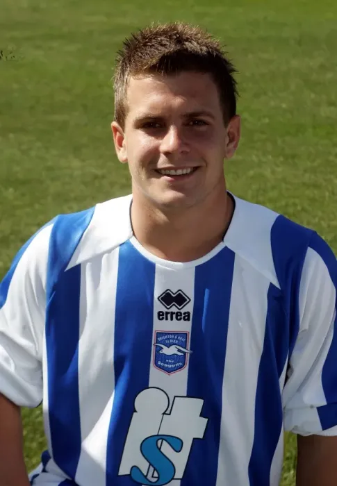 Framed Print : Dean Cox of Brighton & Hove Albion FC Framed Print : Dean Cox of Brighton & Hove Albion FC
