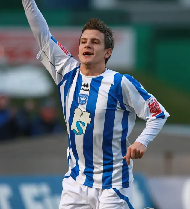 Framed Print : Dean Cox: Brighton and Hove Albion Football Star Framed Print : Dean Cox: Brighton and Hove Albion Football Star