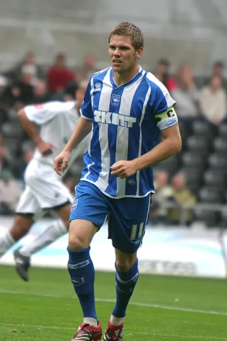 Framed Print : Dean Hammond: Brighton & Hove Albion FC's 2007-08 Season Star Framed Print : Dean Hammond: Brighton & Hove Albion FC's 2007-08 Season Star