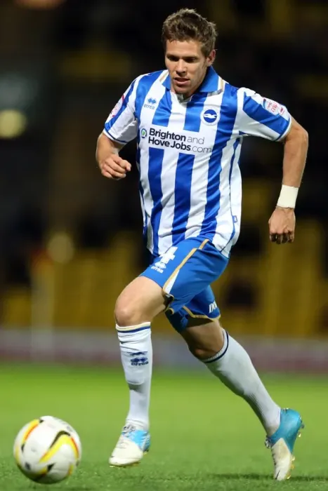 Framed Print : Dean Hammond: Midfield Maestro of Brighton & Hove Albion FC Framed Print : Dean Hammond: Midfield Maestro of Brighton & Hove Albion FC