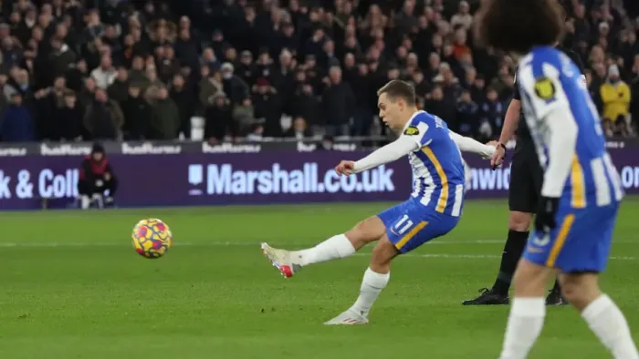 Framed Print : Decisive Moment: West Ham vs. Brighton at The London Stadium, Premier League 2021 / 22 Framed Print : Decisive Moment: West Ham vs. Brighton at The London Stadium, Premier League 2021 / 22