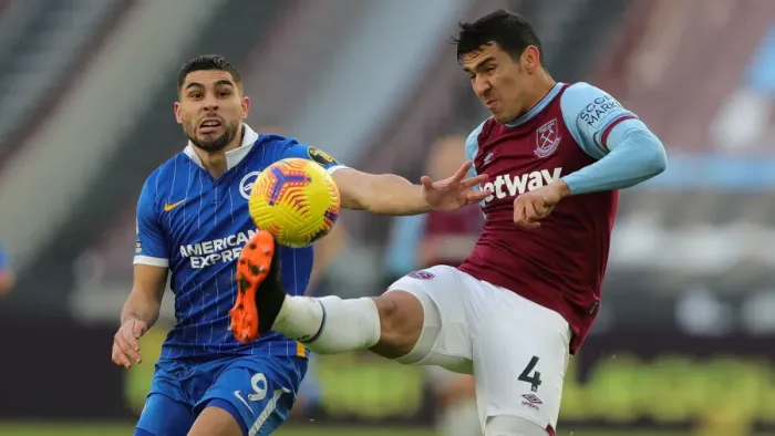 Framed Print : Decisive Moment: West Ham vs. Brighton - Premier League Clash at London Stadium (27DEC20) Framed Print : Decisive Moment: West Ham vs. Brighton - Premier League Clash at London Stadium (27DEC20)