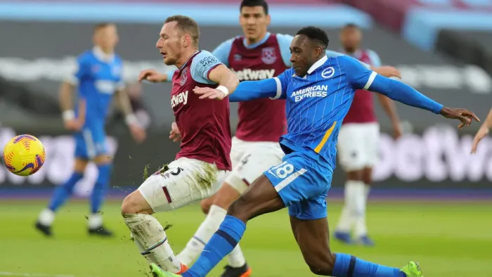 Framed Print : Decisive Moment: West Ham vs. Brighton - Premier League Clash at London Stadium (27DEC20) Framed Print : Decisive Moment: West Ham vs. Brighton - Premier League Clash at London Stadium (27DEC20)