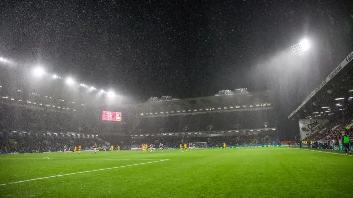 Framed Print : Decisive Moments: Burnley vs. Brighton & Hove Albion at Turf Moor (08DEC18)