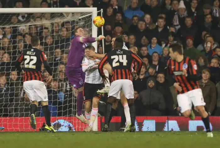Framed Print : Focused David Stockdale: Fulham vs. Brighton and Hove Albion, Craven Cottage (December 2014) Framed Print : Focused David Stockdale: Fulham vs. Brighton and Hove Albion, Craven Cottage (December 2014)