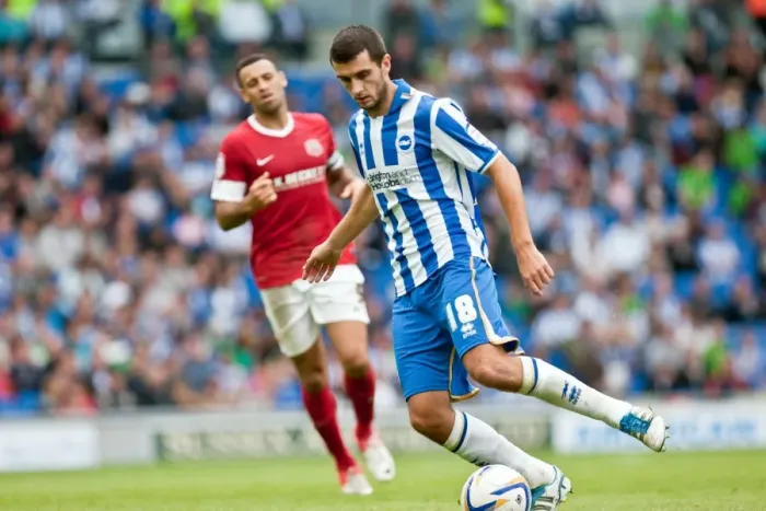 Framed Print : Gary Dicker in Action: Brighton & Hove Albion vs Barnsley, August 25, 2012