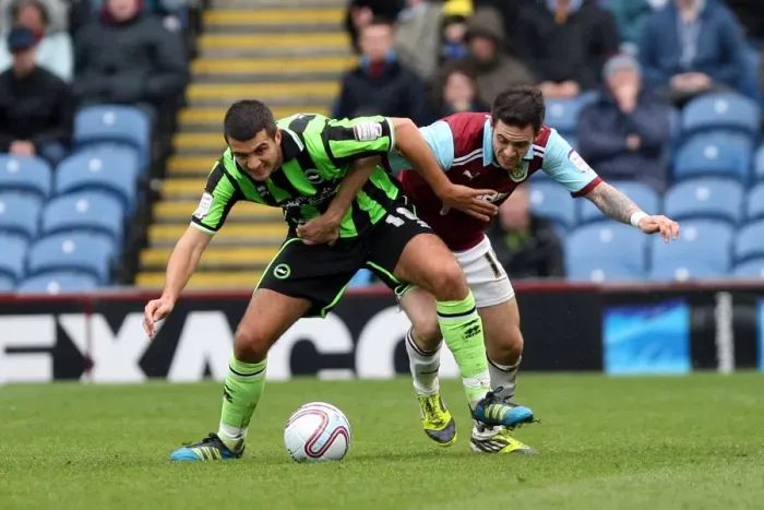 Framed Print : Gary Dicker in Action: Brighton & Hove Albion vs Burnley, Npower Championship 2012 Framed Print : Gary Dicker in Action: Brighton & Hove Albion vs Burnley, Npower Championship 2012
