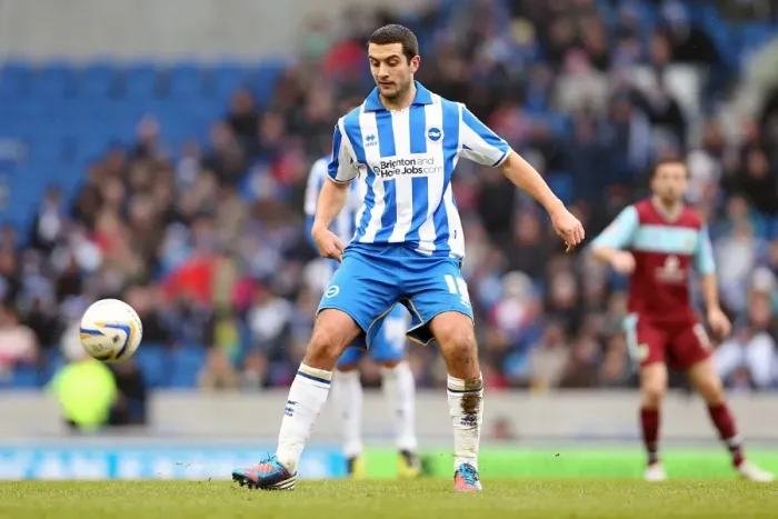 Framed Print : Gary Dicker in Action: Brighton & Hove Albion vs Burnley, Npower Championship, Amex Stadium (February 23, 2013) Framed Print : Gary Dicker in Action: Brighton & Hove Albion vs Burnley, Npower Championship, Amex Stadium (February 23, 2013)