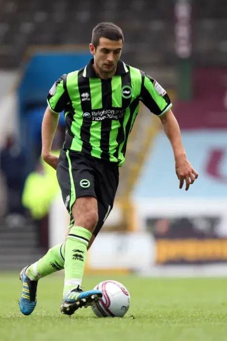 Framed Print : Gary Dicker: In Action at Burnley's Turf Moor in Championship Clash (April 6, 2012) Framed Print : Gary Dicker: In Action at Burnley's Turf Moor in Championship Clash (April 6, 2012)