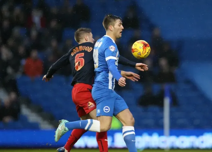 Framed Print : Gary Gardner in Action: Brighton & Hove Albion vs. Reading (Sky Bet Championship, 26DEC14)