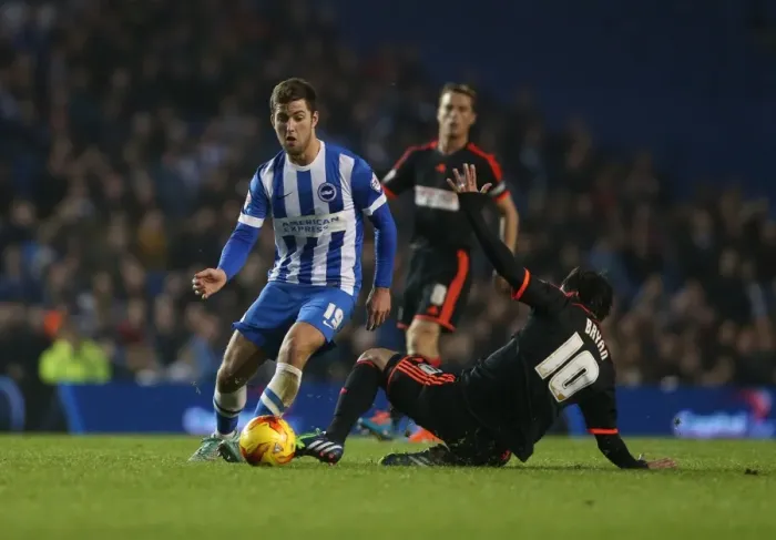 Framed Print : Gary Gardner Faces Off Against Brighton & Hove Albion in Championship Showdown (29NOV14) Framed Print : Gary Gardner Faces Off Against Brighton & Hove Albion in Championship Showdown (29NOV14)