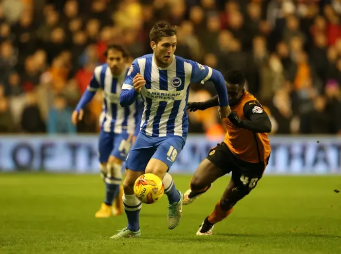 Framed Print : Gary Gardner Faces Off Against Wolverhampton Wanderers in Intense Sky Bet Championship Clash (20DEC14) Framed Print : Gary Gardner Faces Off Against Wolverhampton Wanderers in Intense Sky Bet Championship Clash (20DEC14)