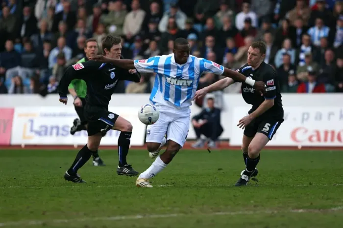 Framed Print : Gifton Noel Williams: Momentum Against Odds - A Brighton Albion FC Icon in the 0-2 Home Defeat (April 17, 2006)