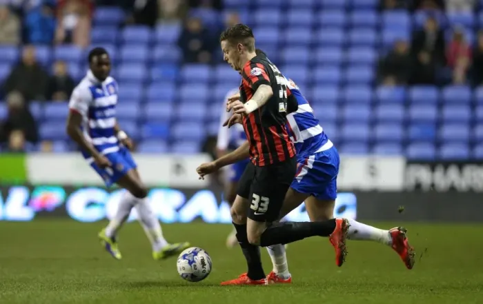 Framed Print : Greg Halford in Action: Reading vs. Brighton and Hove Albion, Championship Clash at Madejski Stadium (10MAR15) Framed Print : Greg Halford in Action: Reading vs. Brighton and Hove Albion, Championship Clash at Madejski Stadium (10MAR15)