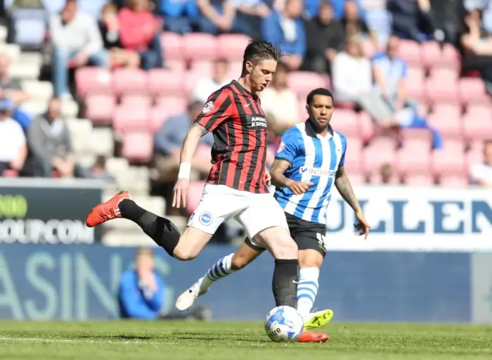 Framed Print : Greg Halford in Action: Wigan Athletic vs. Brighton and Hove Albion, Sky Bet Championship, 18th April 2015 Framed Print : Greg Halford in Action: Wigan Athletic vs. Brighton and Hove Albion, Sky Bet Championship, 18th April 2015