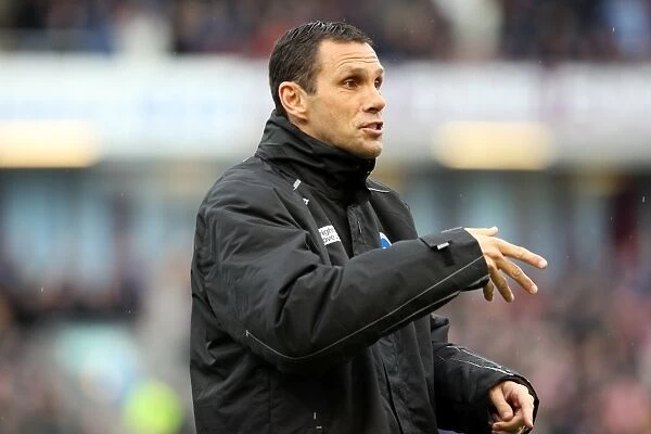 Gus Poyet at the Helm: Brighton & Hove Albion at Turf Moor, April 2012