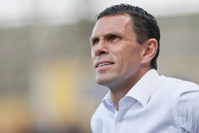 Framed Print : Gus Poyet Hull City Brighton HA 120818 Framed Print : Gus Poyet Hull City Brighton HA 120818