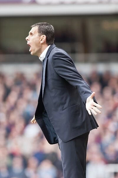 Gus Poyet Leads Brighton & Hove Albion in Championship Clash at Upton Park Against West Ham United (14th April 2012)