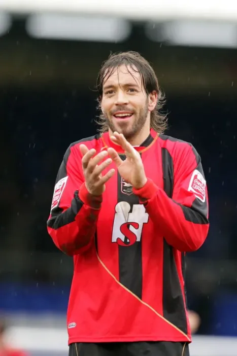 Framed Print : Inigo Calderon: A Brighton & Hove Albion FC Legend Framed Print : Inigo Calderon: A Brighton & Hove Albion FC Legend