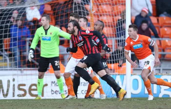 Framed Print : Inigo Calderon: Sky Bet Championship Clash at Blackpool (31st January 2015) Framed Print : Inigo Calderon: Sky Bet Championship Clash at Blackpool (31st January 2015)