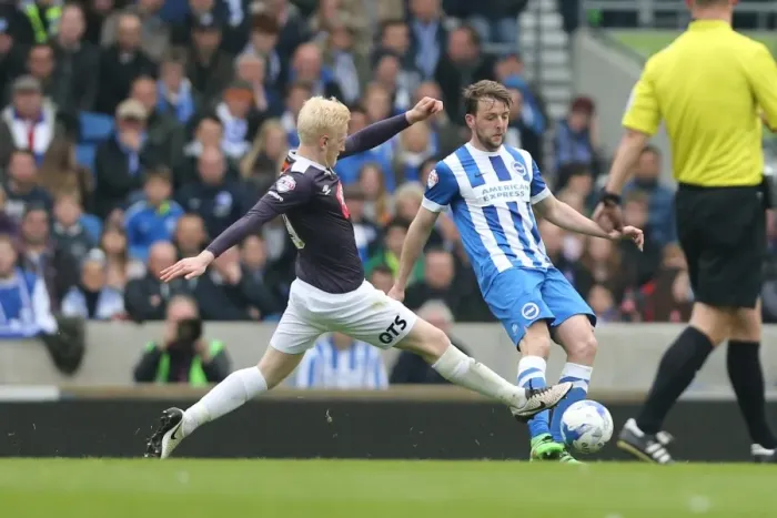 Framed Print : Intense Championship Showdown: Brighton & Hove Albion vs. Derby County (02 / 05 / 2016) Framed Print : Intense Championship Showdown: Brighton & Hove Albion vs. Derby County (02 / 05 / 2016)
