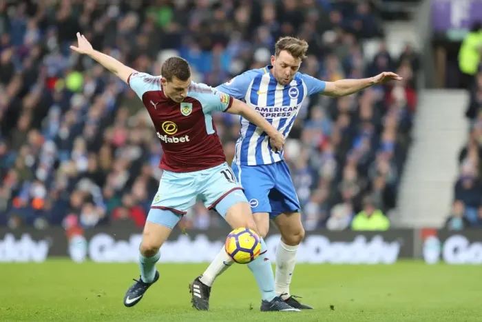 Framed Print : Intense Face-off: Chris Wood vs. Dale Stephens, Brighton & Hove Albion vs. Burnley (16DEC17) Framed Print : Intense Face-off: Chris Wood vs. Dale Stephens, Brighton & Hove Albion vs. Burnley (16DEC17)