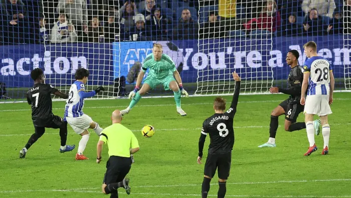 Framed Print : Intense Premier League Showdown: Brighton & Hove Albion vs. Arsenal (31DEC22) Framed Print : Intense Premier League Showdown: Brighton & Hove Albion vs. Arsenal (31DEC22)