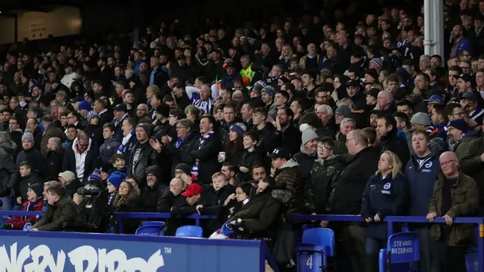Framed Print : Intense Premier League Showdown: Everton vs. Brighton and Hove Albion at Goodison Park (11Jan20) Framed Print : Intense Premier League Showdown: Everton vs. Brighton and Hove Albion at Goodison Park (11Jan20)