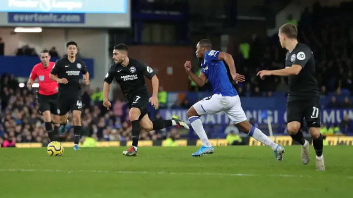 Framed Print : Intense Premier League Showdown: Everton vs. Brighton and Hove Albion at Goodison Park (11Jan20)