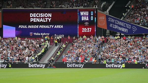 Intense Rivalry: West Ham United vs. Brighton and Hove Albion in the 2022-23 Premier League Clash